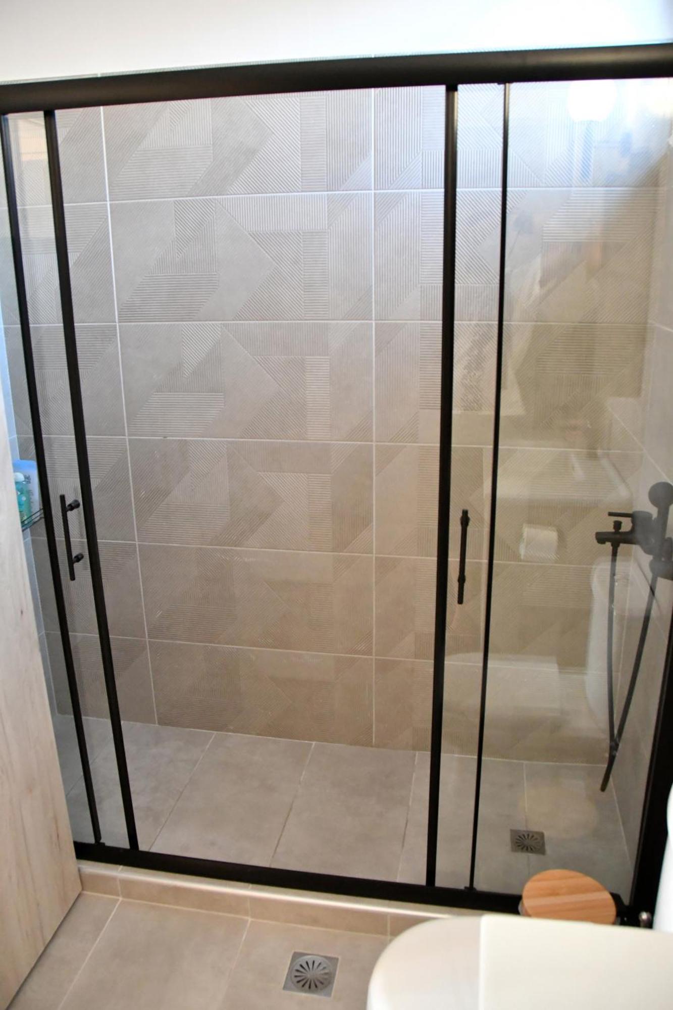 Polles Εlies Cozy Αpartment Apartamento Aegina Exterior foto